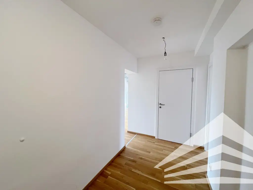 Sensationelle Maisonette-Innenstadtwohnung nahe dem Volksgarten und Musiktheater!