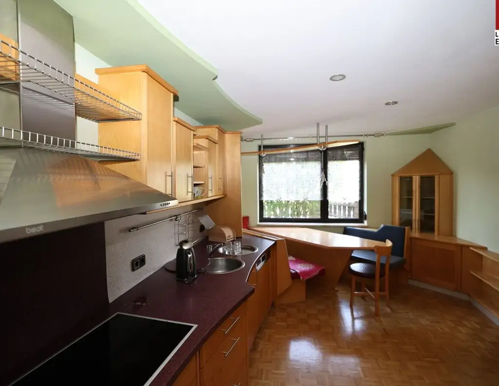 2-Familienhaus in Klagenfurt Land mit Wintergarten & Pool