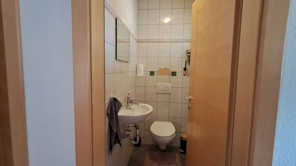Exklusives Wohnerlebnis in Pfunds: Charmante Terrassenwohnung mit Penthouse-Charakter