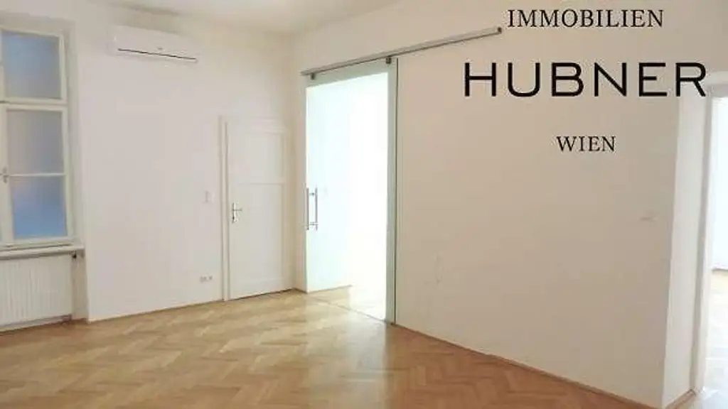 TUCHLAUBEN: Repräsentatives Altbaubüro in Top-Lage