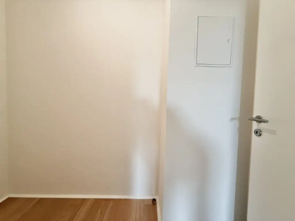 Tolle 3-Zimmer Wohnung in traumhafter Lage nahe dem Kagraner Platz! Erstbezug auf Eigengrund, provisionsfrei und fertiggestellt
