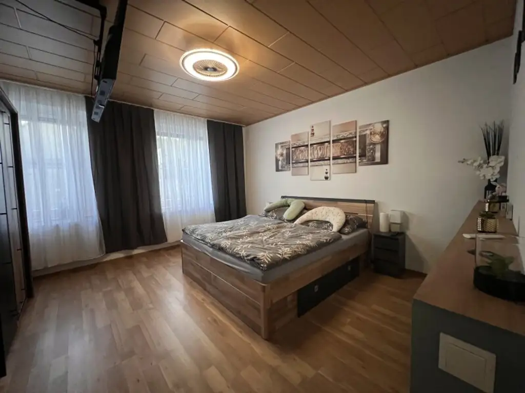 NOTVERKAUF !! Klein-Harras, renoviertes Multifunktionshaus, 30 Minuten von Wien Donaustadt