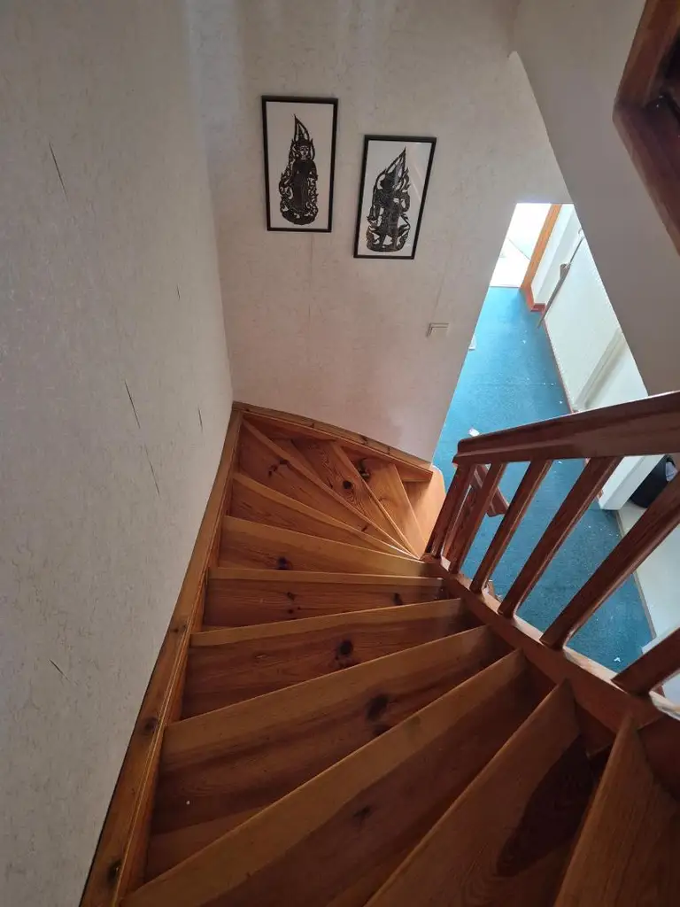 Renovierungsbedürftiges Mittelreihenhaus