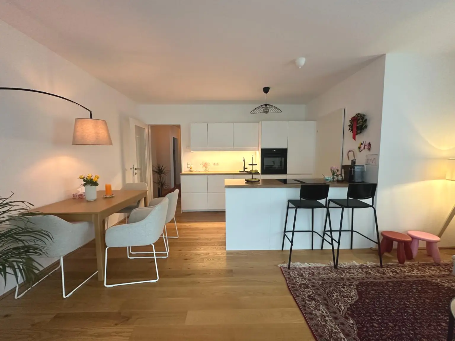 Vermietete Anlegerwohnung mit Garten – moderne Wohnqualität in ruhiger Lage