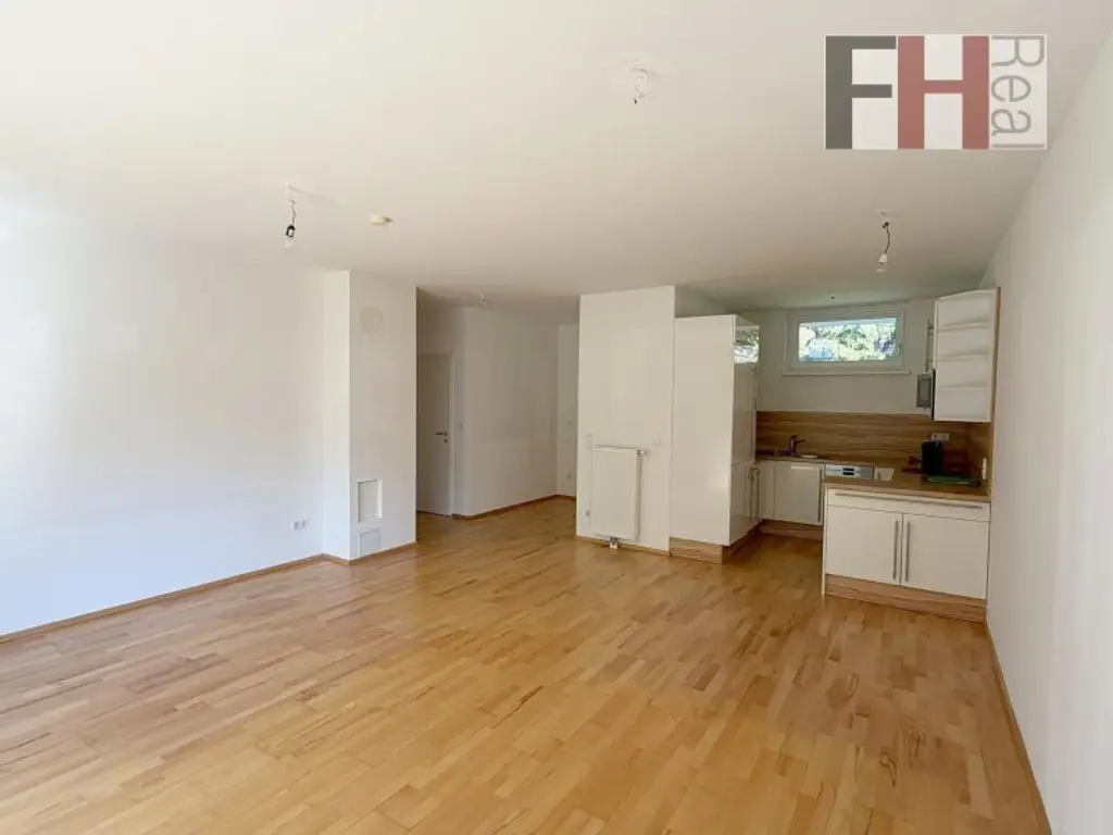 Schöne 3-Zimmer Wohnung mit Balkon und 2 Parkplätzen in Purkersdorf, Kernzone Wien!