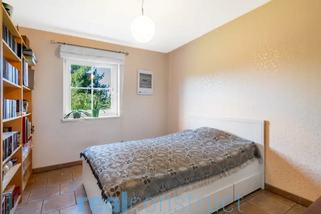 Ökologisch nachhaltiges Einfamilienhaus mit ERDWÄRME-Heizung in bester Lage von Bad Erlach