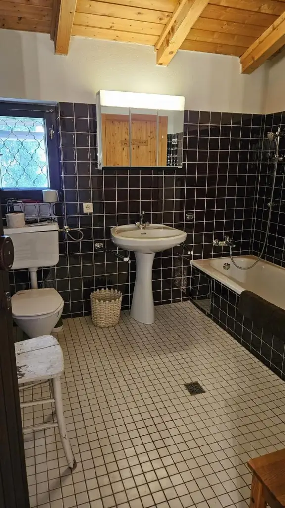 Haus in einzigartiger Alleinlage mit toller Aussicht!