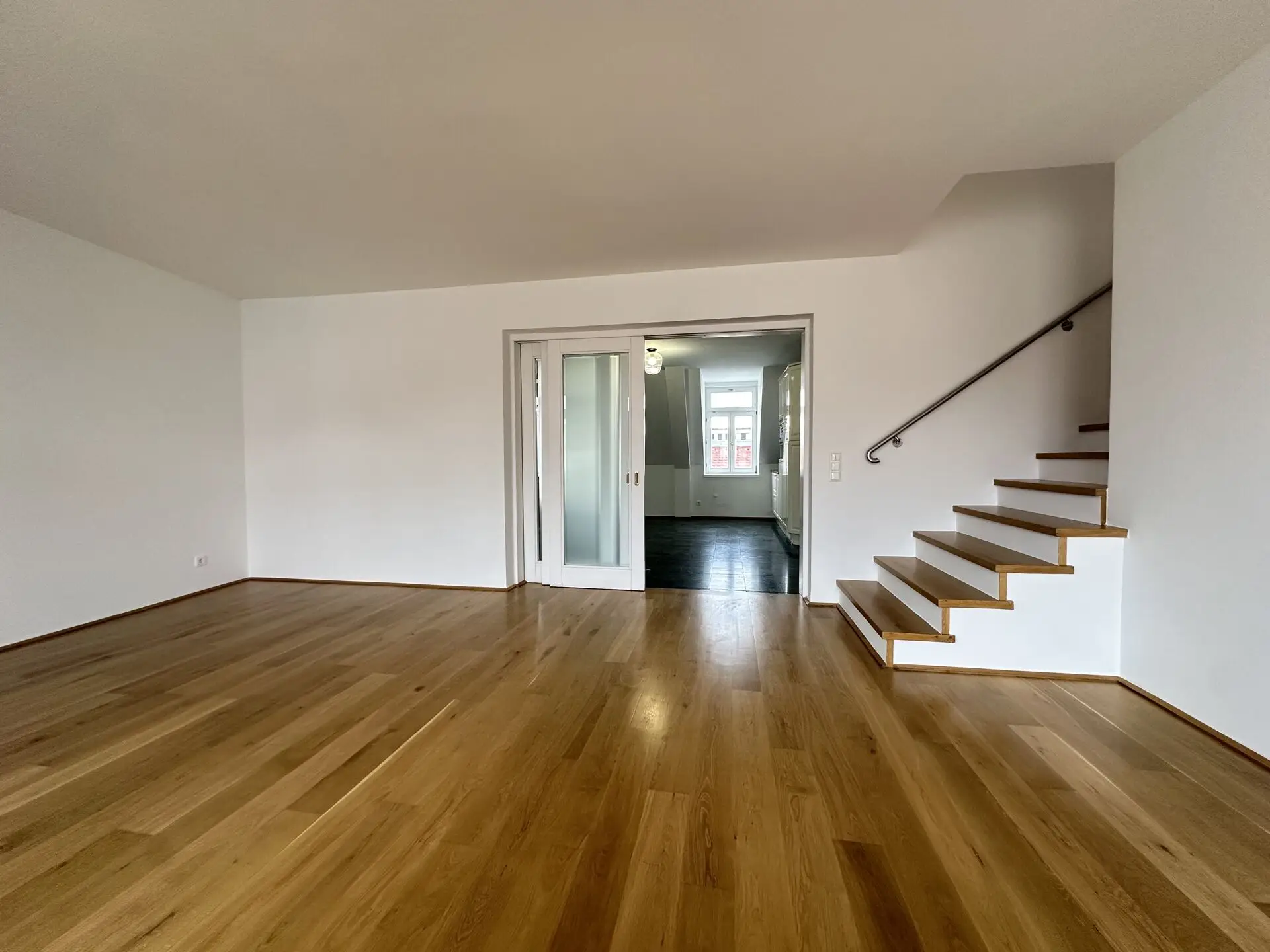 20251211_124246610_iOS