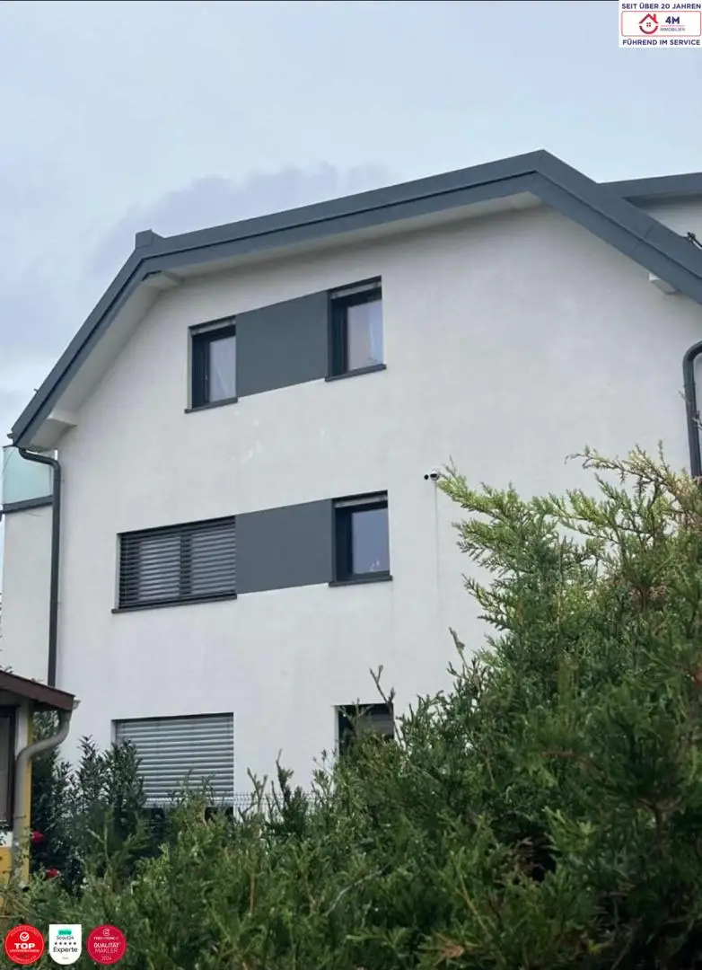 Seitenansicht des Huases