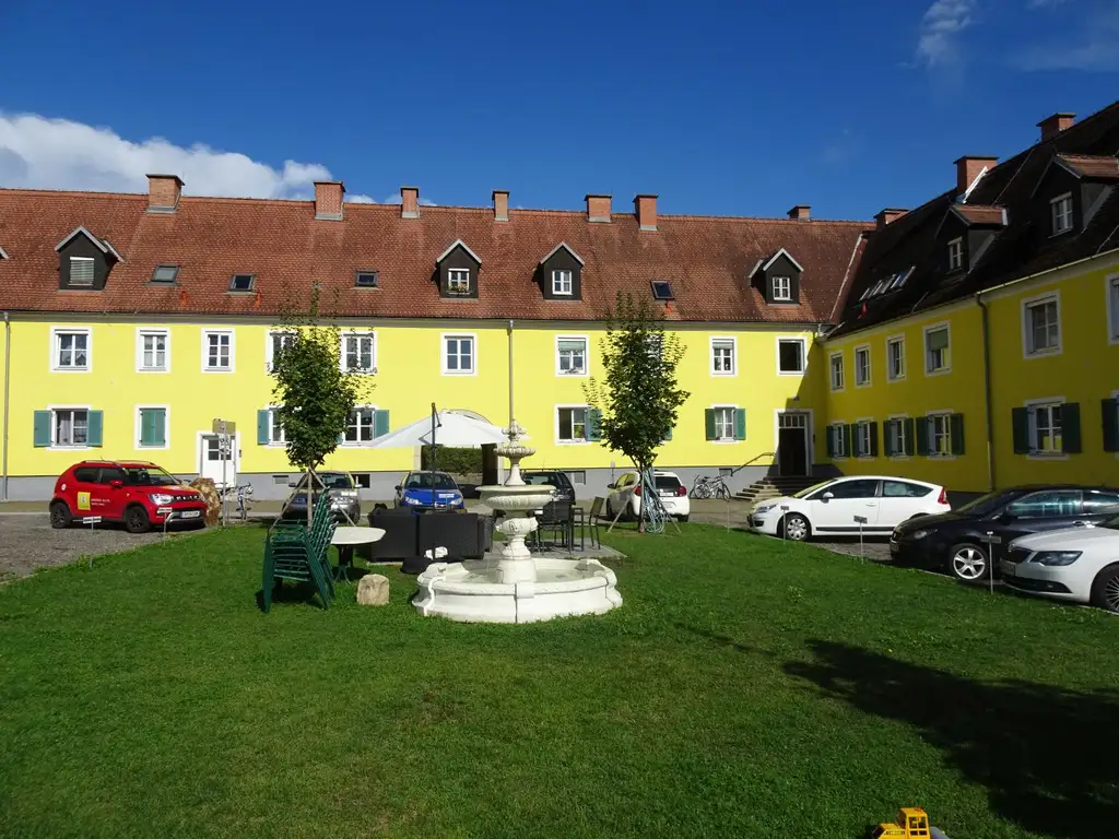 Sonnige Singlewohnung im 2. Stock!