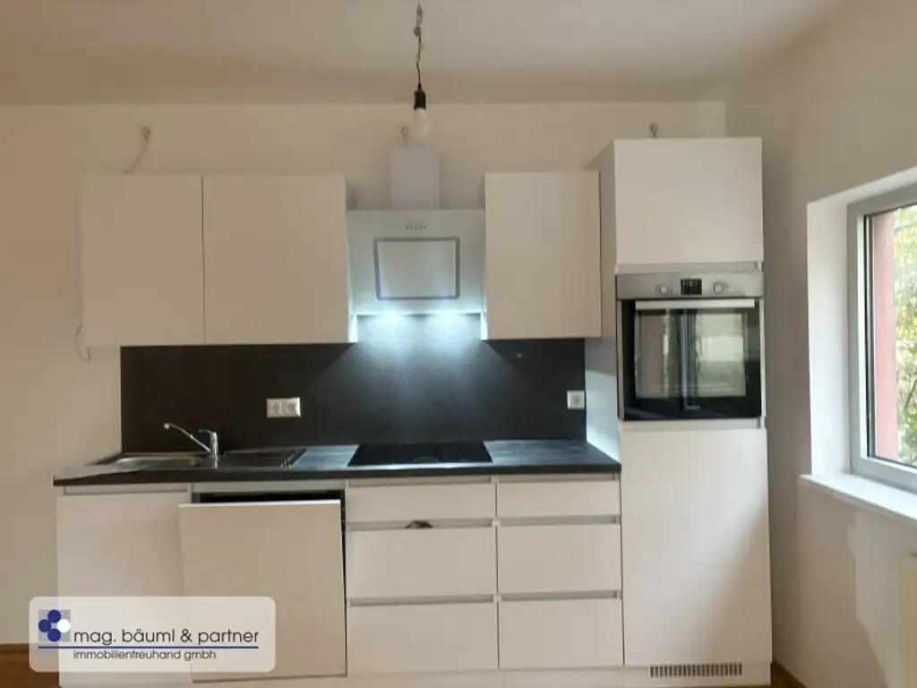 Zentral-begehbare 3 Zimmerwohnung mit Aussenfläche