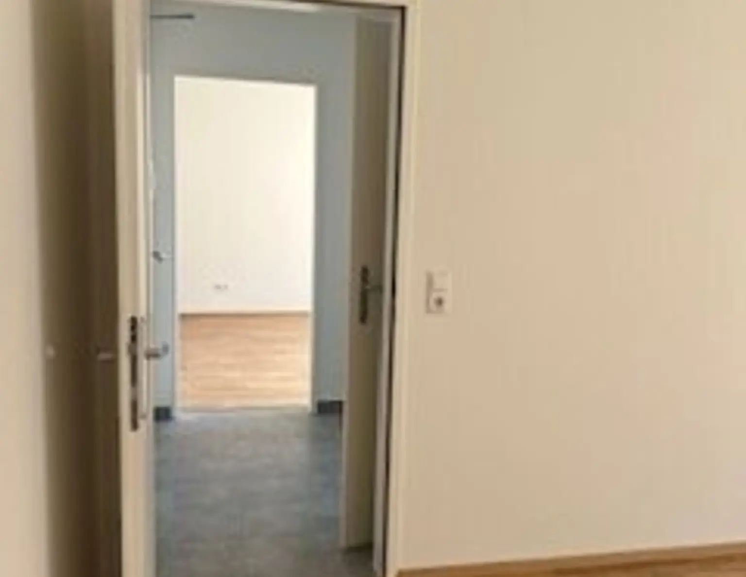 ANLEGERWOHNUNG in Graz, Bezirk St. Leonhard: 2 Zimmer davon 1 Zimmer Essen/Kochen/Wohnen, Terrasse,