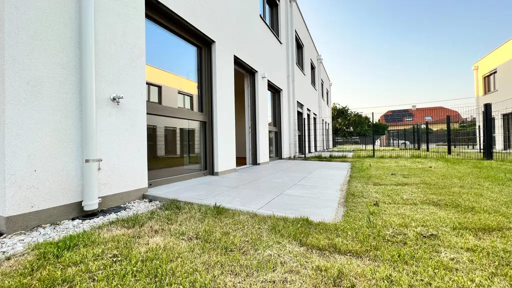 Neubau – Schlüsselfertiges Reihenhaus mit Garten & 2 Stellplätzen in Kottingbrunn
