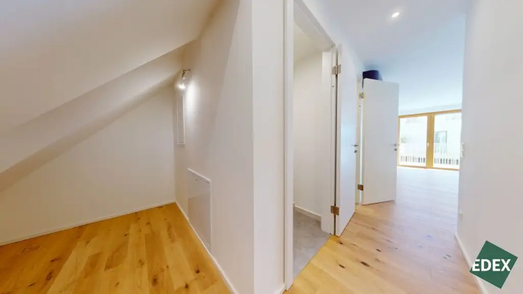ERSTBEZUG | Lichtdurchflutete 2-Zimmer Wohnung mit großzügigem Balkon und Klimaanlage
