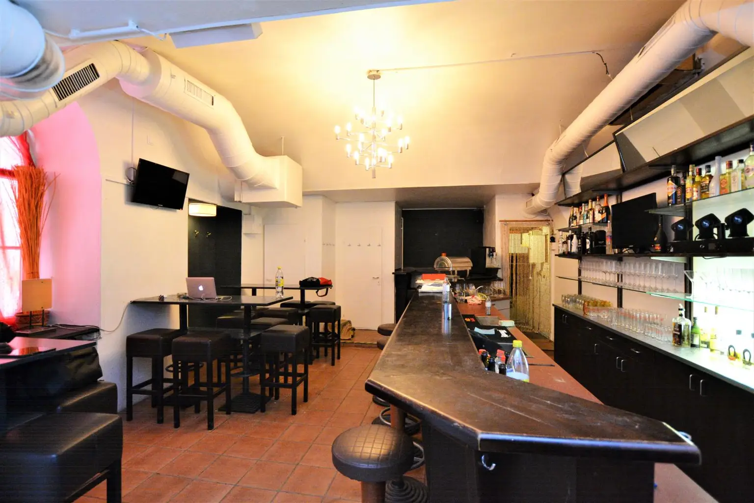 Bar-Juwel im 1. Bezirk – Gastrofläche mit Geschichte und Zukunft