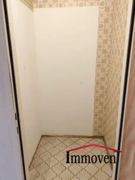 ICH BIN ZU KAUFEN - 3-Zimmerwohnung mit Balkon und Parkplatz in der Schwarzlackenau!