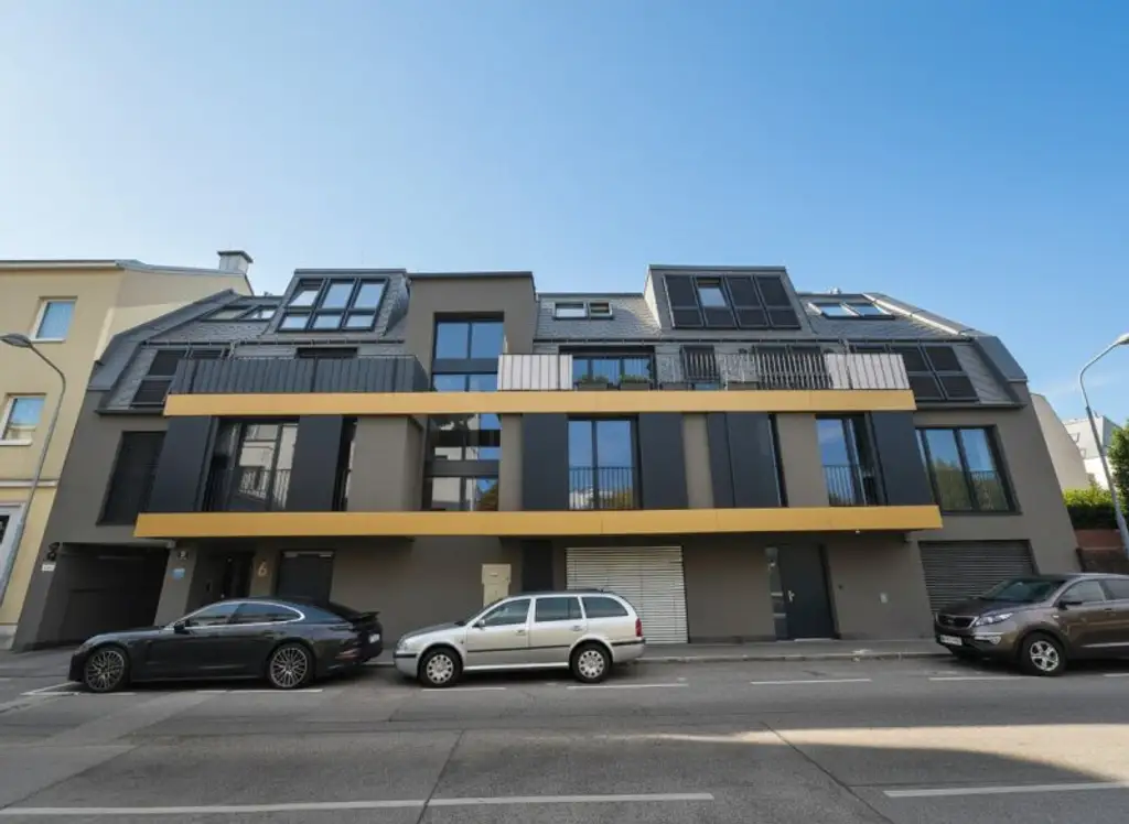 3 Zimmer Gartenwohnung in ruhiger Lage - Terrasse & Garten Hofseitig - Badewanne & Dusche - Garagenplatz vorhanden