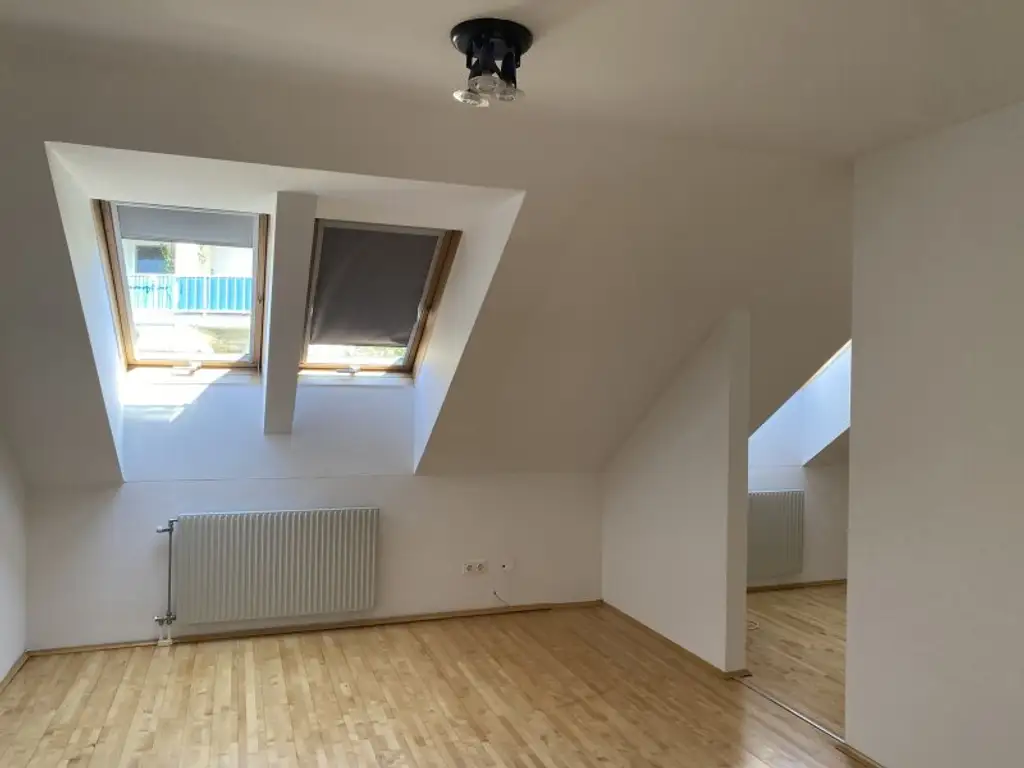 Schöne, große Wohnung in super Aussichtslage