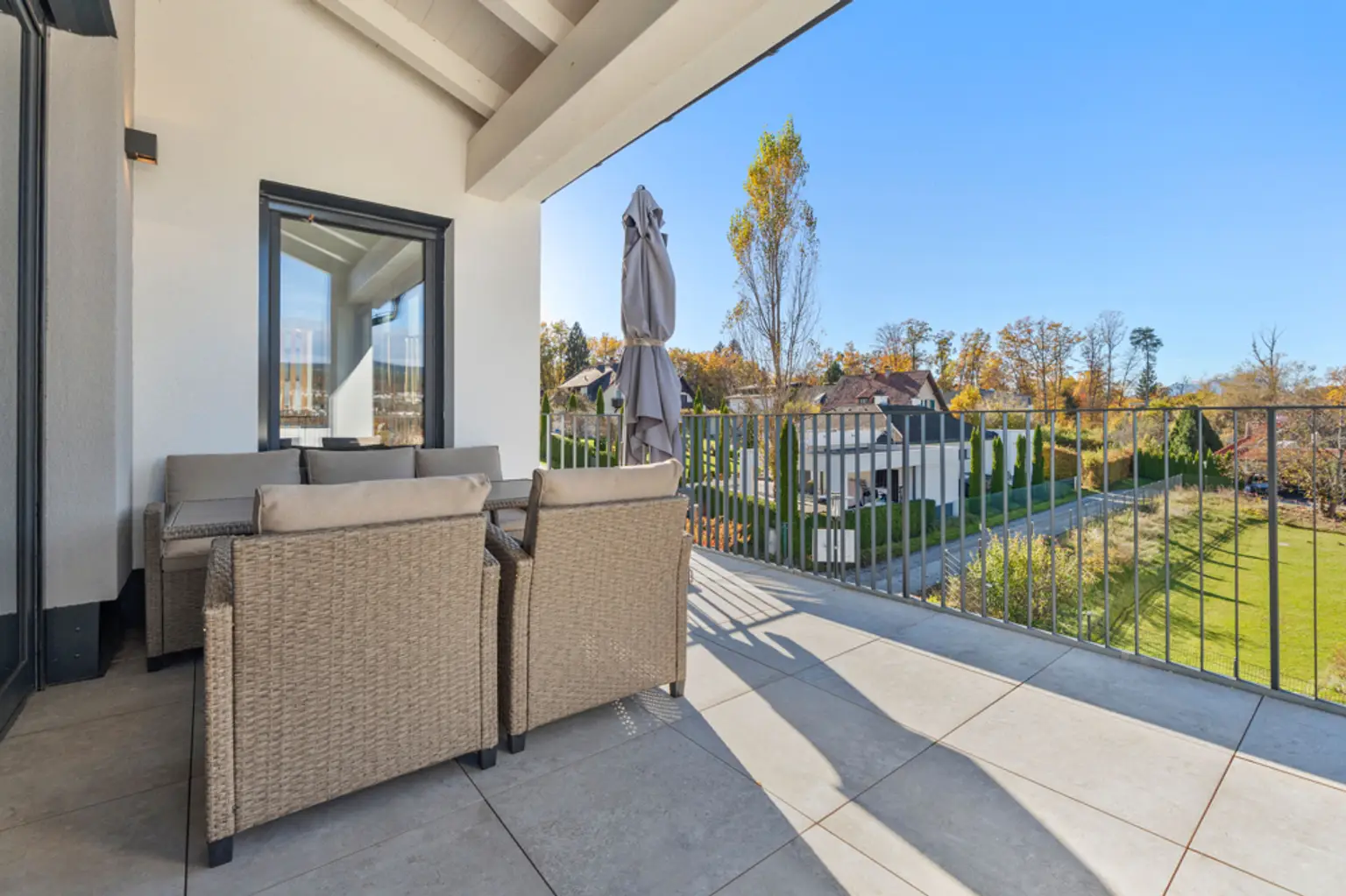 Moderne Dachgeschosswohnung in zentrumsnaher Lage