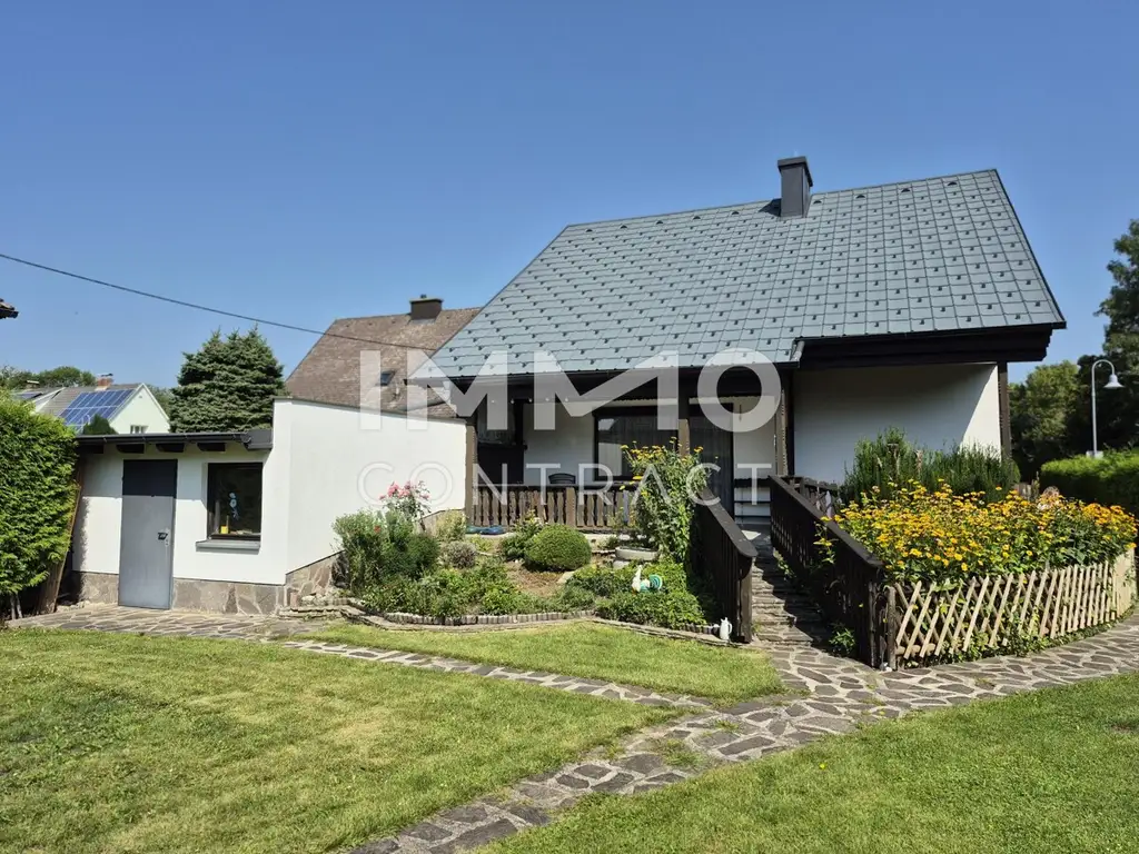 Ein Traum im Grünen,
Einfamilienhaus in Ruhelage!