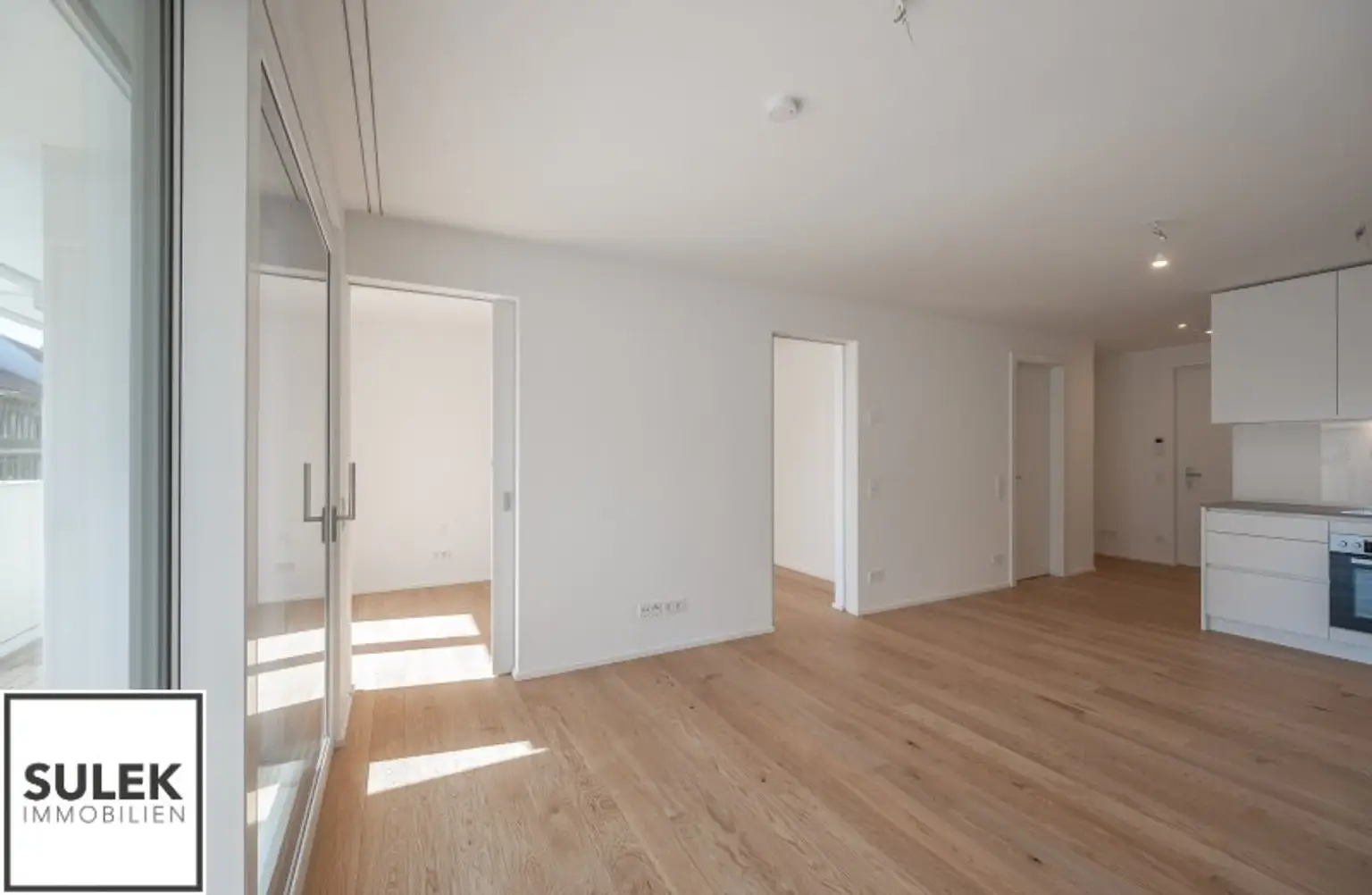 Ab November! Gemütliche, helle Kleinwohnung mit sonniger Loggia - Zweitbezug im Projekt Schön102