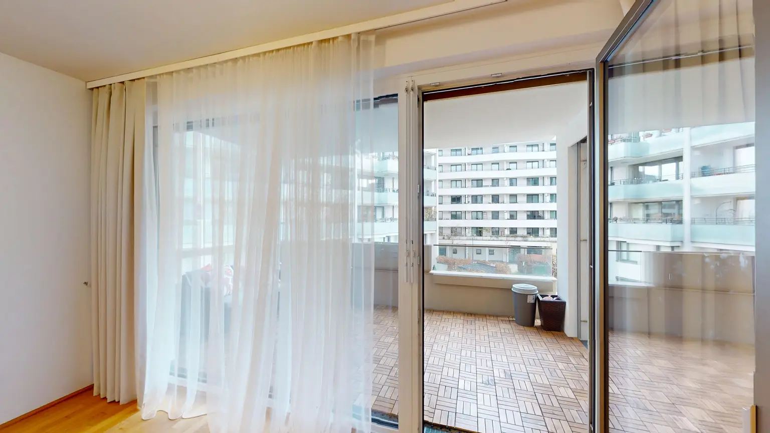 Exklusive 3-Zimmer-Wohnung mit Loggia, Garage & Top-Infrastruktur im 12. Bezirk