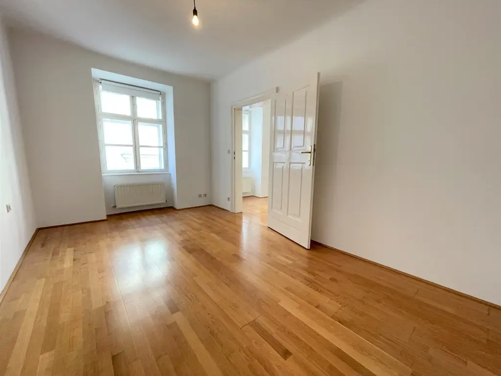 TOP-CITY-LAGE | ENTZÜCKENDE 2 ZIMMER | BALLGASSE