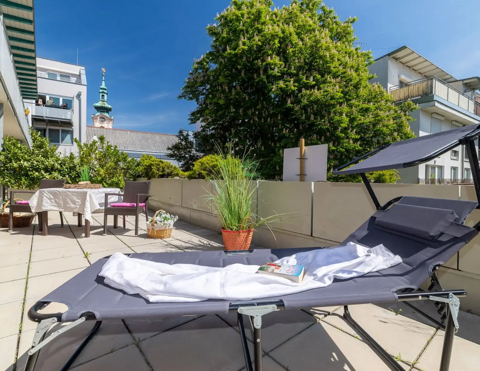 Einmalige 50m² Terrassenwohnung in Schwechat | 83m² Wohnfläche | Bestpreis EUR 358.000 | Ihr neues Zuhause wartet!
