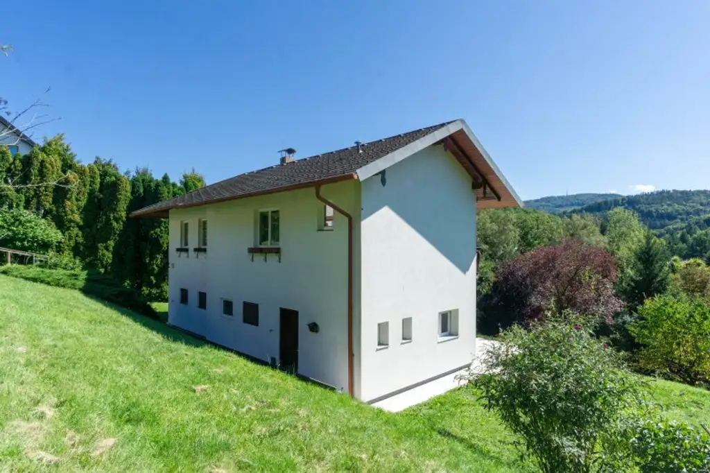 Einfamilienhaus auf sonnigem Doppelgrundstück in fabelhafter Aussichtslage