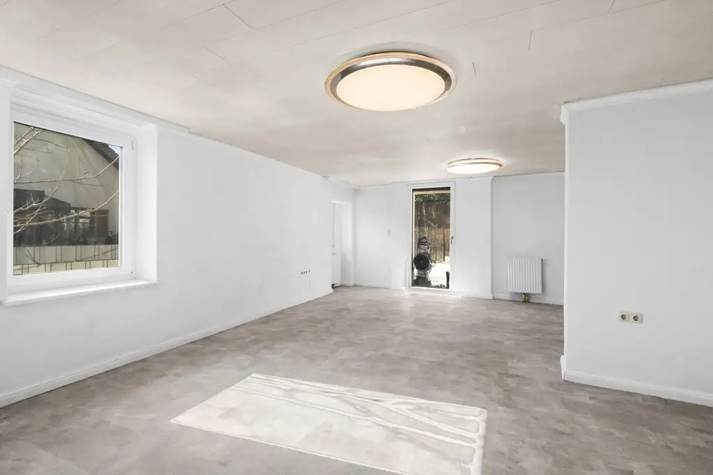 "Haus mit Charme und Potenzial – Gestalten Sie Ihr neues Zuhause!"