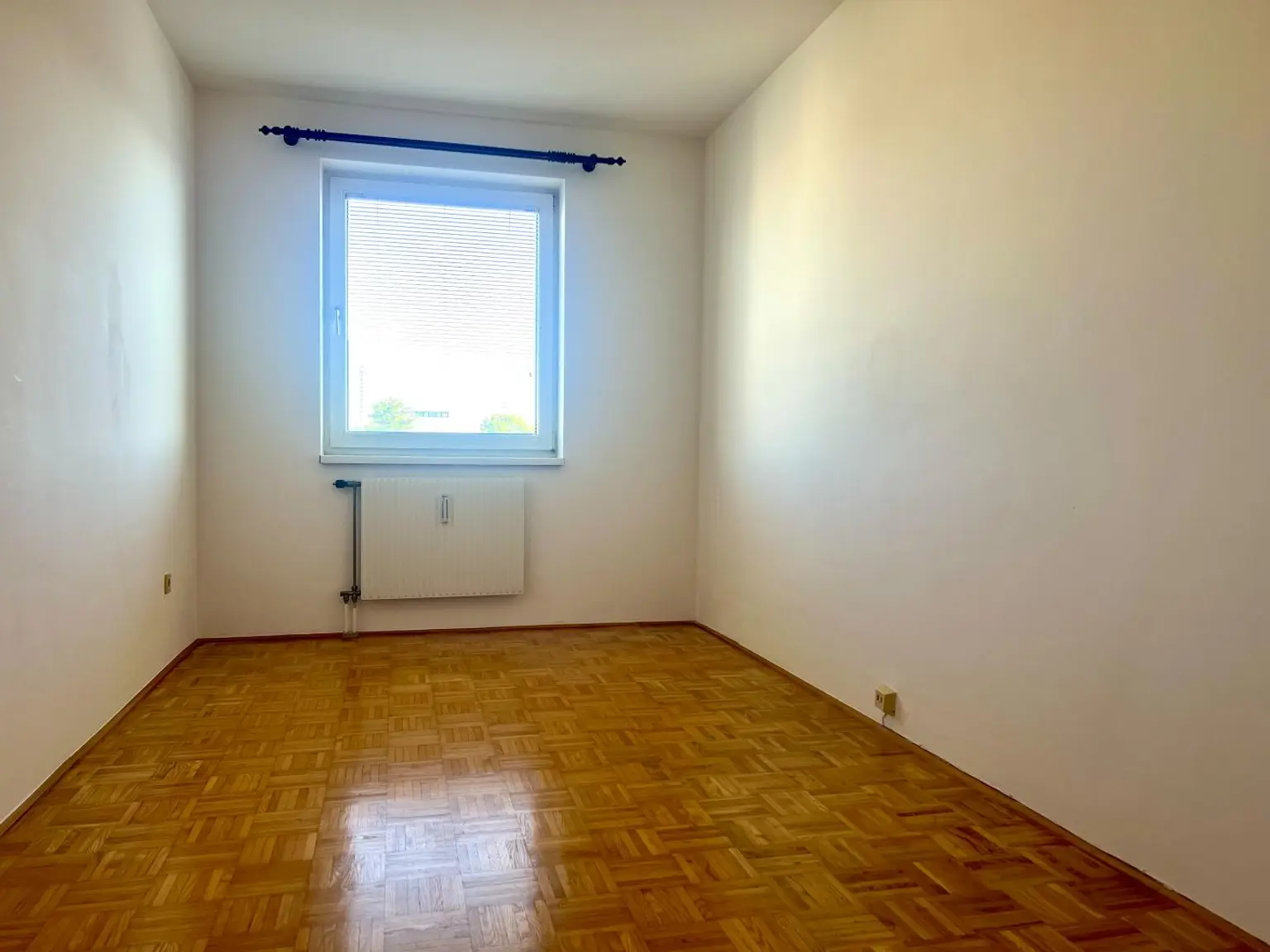 Geräumige 4 Zimmer Wohnung in 8010 Graz Jakomini