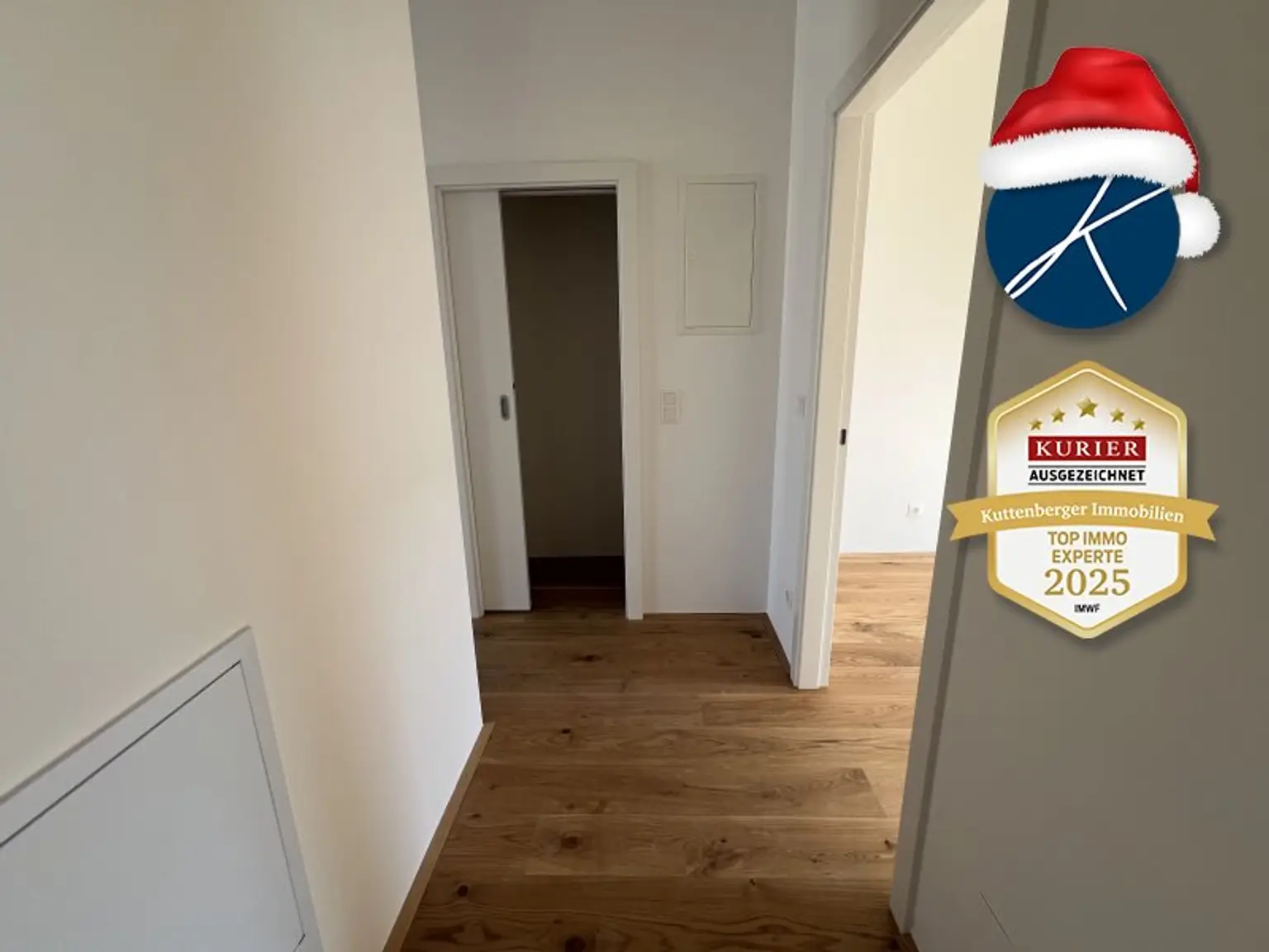 Gang zu den Zimmern und Abstellraum