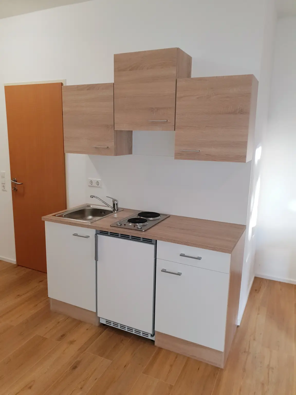 Ein - Zimmerwohnung zu vermieten - inkl. Strom + Heizkosten!