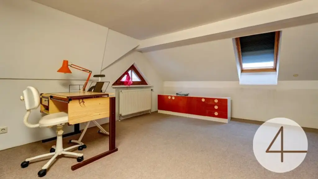 Attraktives, erstklassig gepflegtes Haus in Deutsch-Wagram