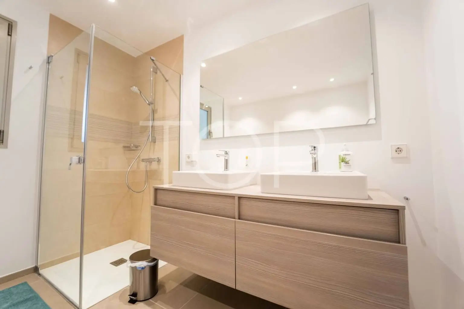 Jardines-de-Los-Menceyes-Penthouse-Baño1-Palm-Mar-Tenerife