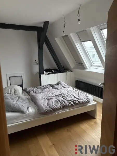 U3 Hütteldorfer Straße II Dachgeschoss II 2-Zimmer mit Wohnküche II Nähe Wien Penzing Bahnhof und S45 Breitensee