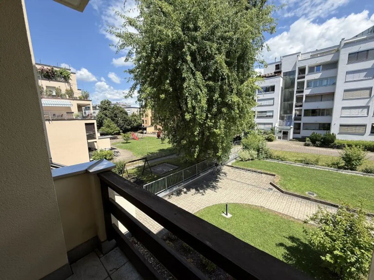 Schöne große Wohnung in ruhiger Lage mit Nähe zum Bodensee