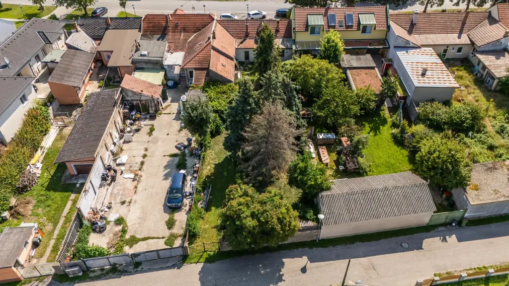 "Ihr Projekt mit Potenzial - Sanierungbedürftiges Haus in ruhiger Dorflage!"