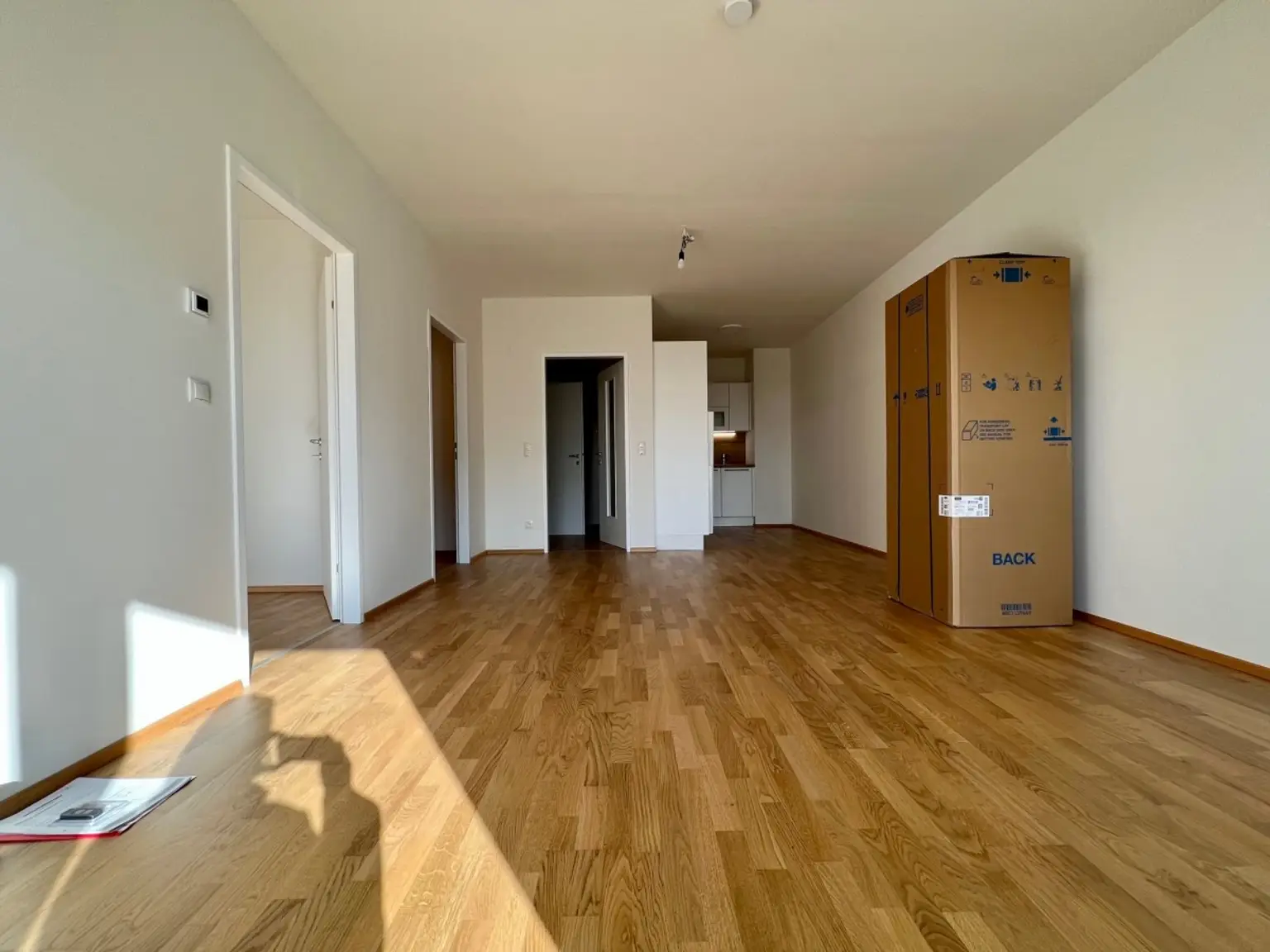 Wohnzimmer | ++ NEUBAUWOHNUNG in TULLN ++ ZWEI Zimmer mit BALKON | Prima Service Immobilien
