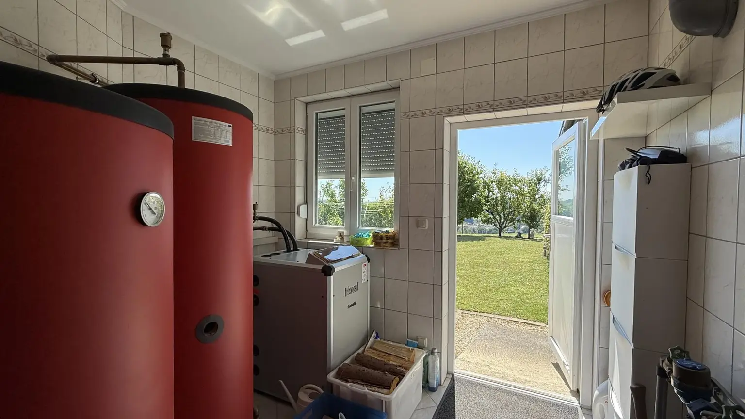 gepflegter, bezugsfertiger Bungalow mit Weitblick in sonniger Lage