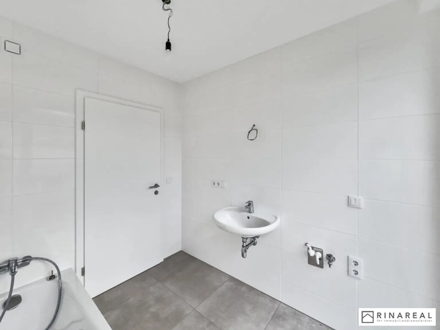 Wunderschöne, moderne & lichtdurchflutete Doppelhaushälfte zur Miete | 5 Zimmer - 140 m² | St. Georgen, Eisenstadt | AHORNGASSE