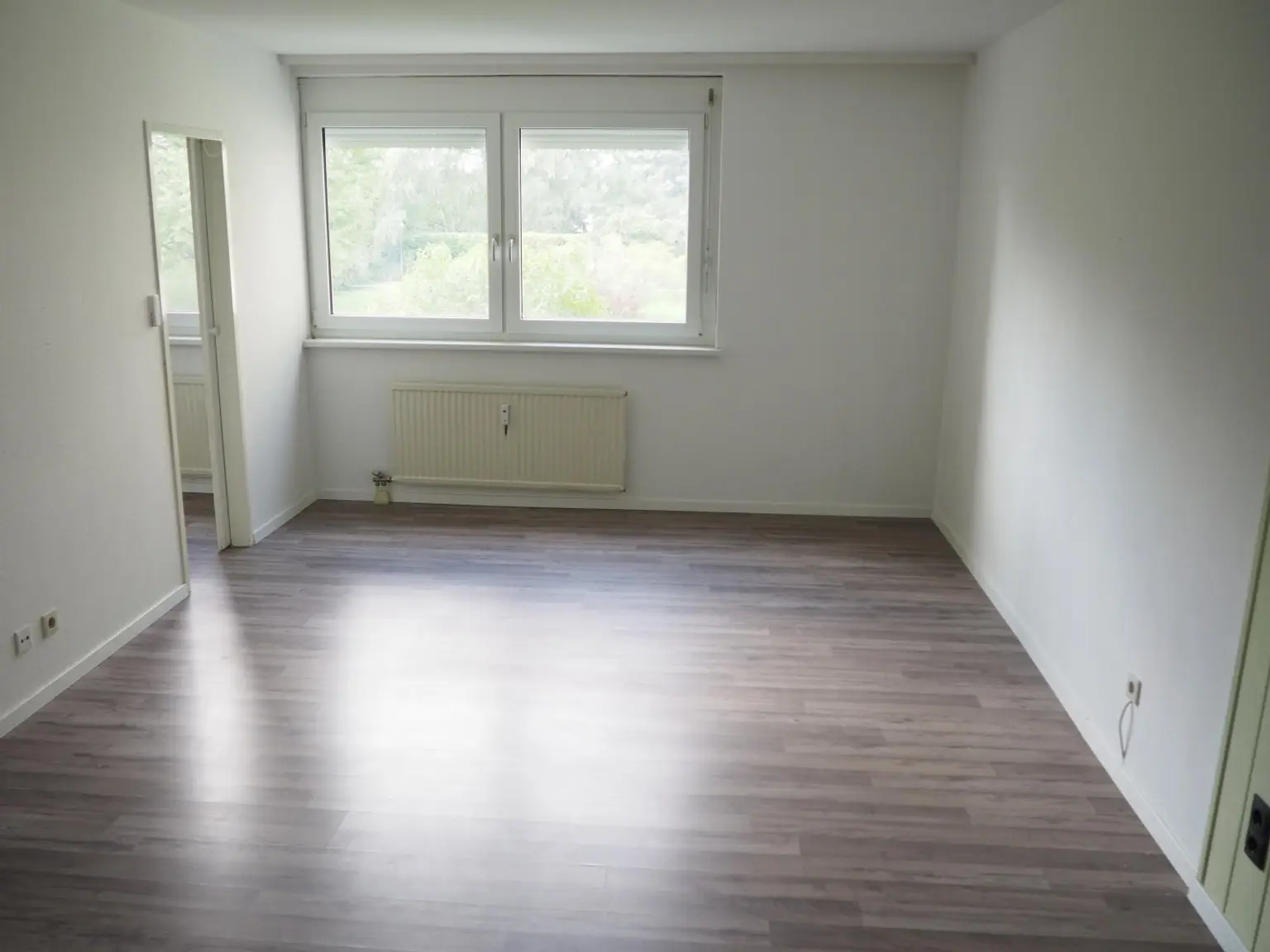 "Das sind ja schöne Aussichten!"- 2-Zimmer-Eigentum in ruhiger Lage!