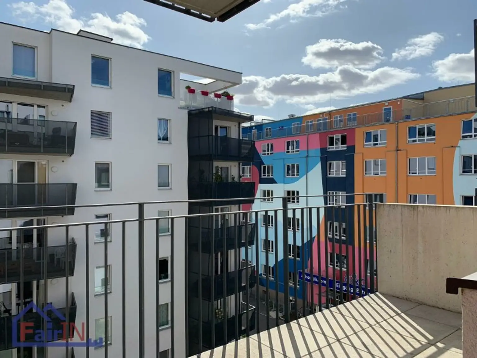 DIREKT BEIM HAUPTBAHNHOF - WOHNUNG MIT BALKON ZU VERKAUFEN