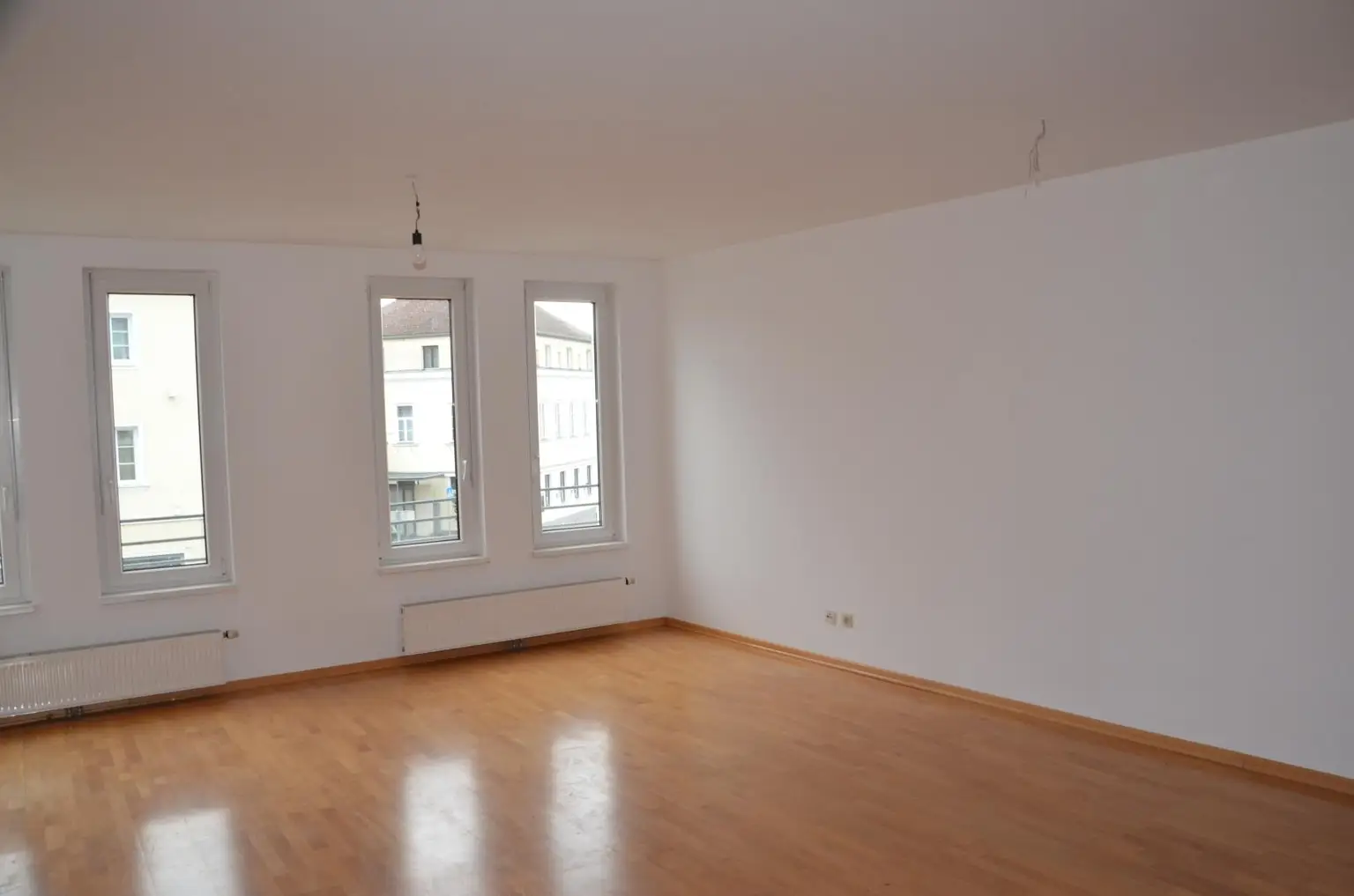 3-Zimmer-Mietwohnung mit Terrasse in zentraler Lage