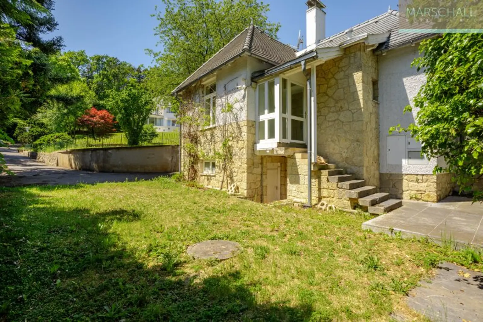 Elegantes Anwesen mit großzügigem Grundbesitz (11.045 m²) zur Vermietung