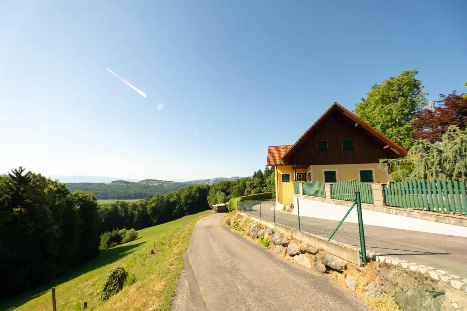 "Privates Paradies mit Panorama – 5 Hektar Freiheit & ein Zuhause zum Verlieben"
