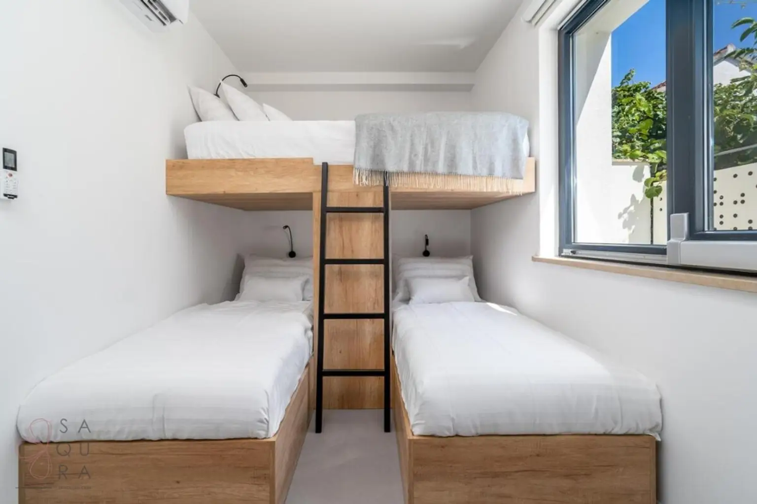 Amazing New Villa auf der Insel Brač – Mediterraner Luxus direkt am Meer