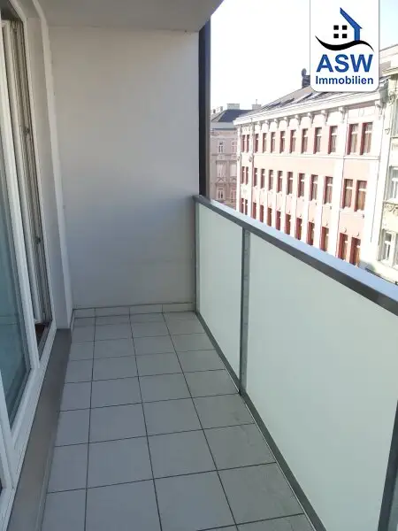 Sonnige 3-Zimmerwohnung mit Loggia Nähe Linzer Straße