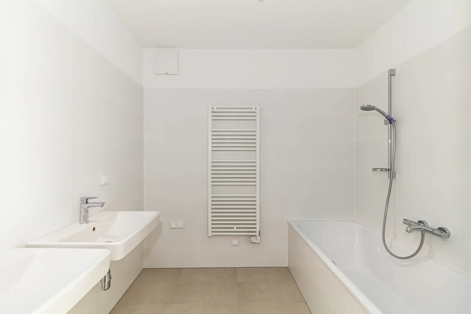 Dachgeschoss-Maisonette mit Garten direkt bei U1 Hauptbahnhof - Neubau Erstbezug + Jahreskarte Öffis