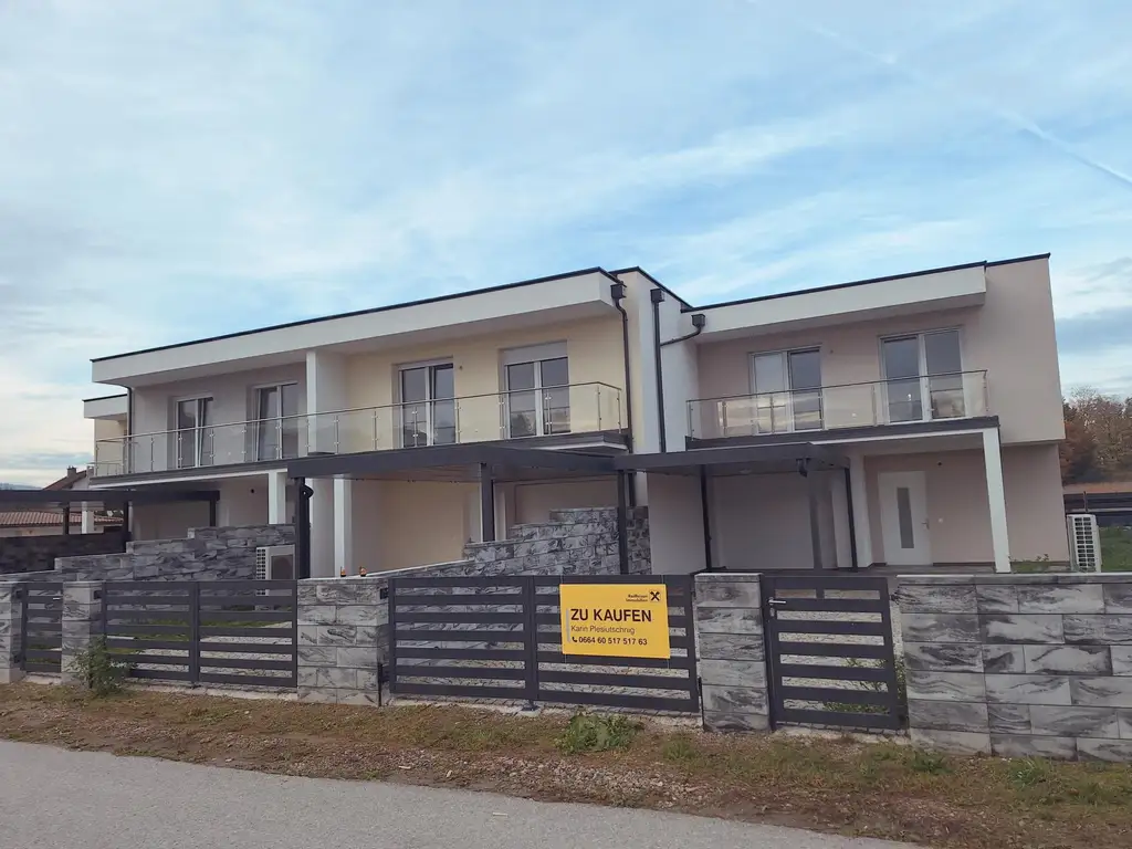 Top 4 - Vier Reihenhäuser stehen zum Verkauf